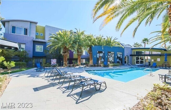 Building Photo - 9050 W Tropicana Ave