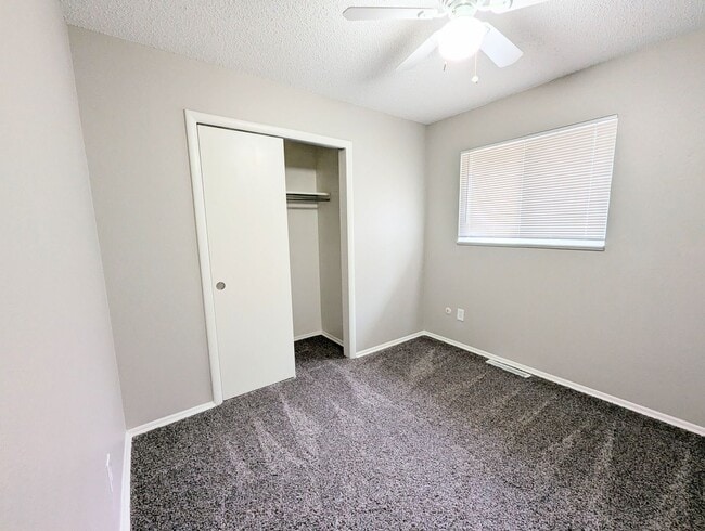Building Photo - Great 3 Bedroom, 1 Bath Home