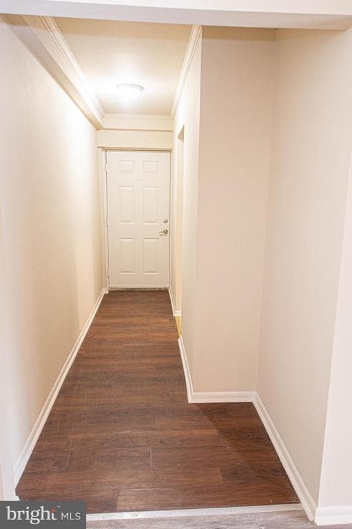 Building Photo - 804 College Ln