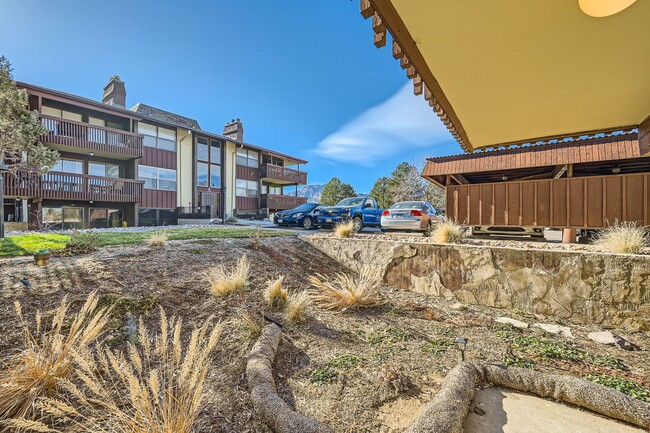 Building Photo - BEAUTIFUL 2 Bed 2 Bath Condo in Boulder- A...