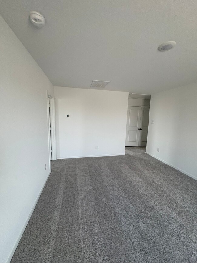 Building Photo - 16810 Great Highlands Dr