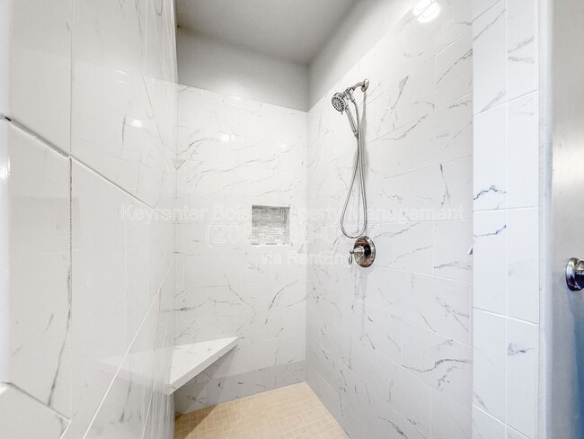 Building Photo - 9753 W Wildbranch Dr