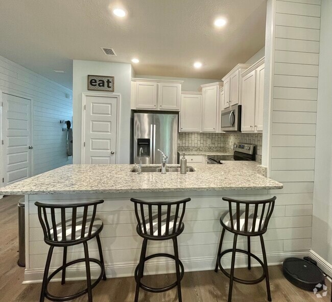 Building Photo - 48 Sandhill Pines Dr