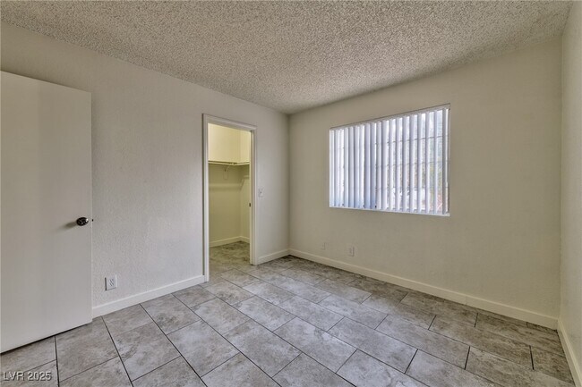 Building Photo - 221 N Lamb Blvd