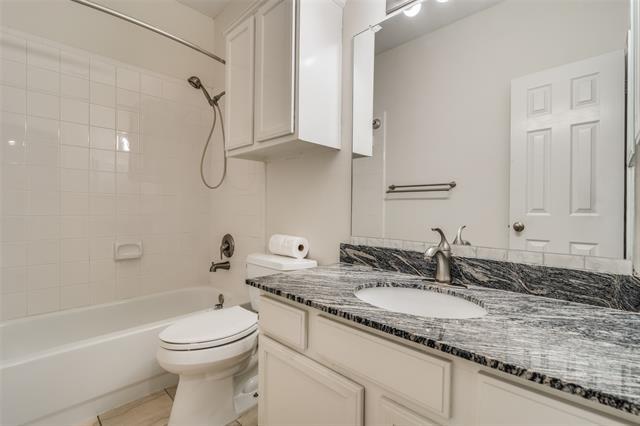 Building Photo - 6217 Palomino Dr