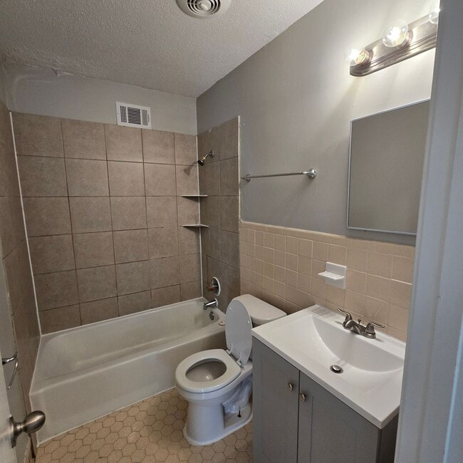 Building Photo - 3489 Overton Crossing St