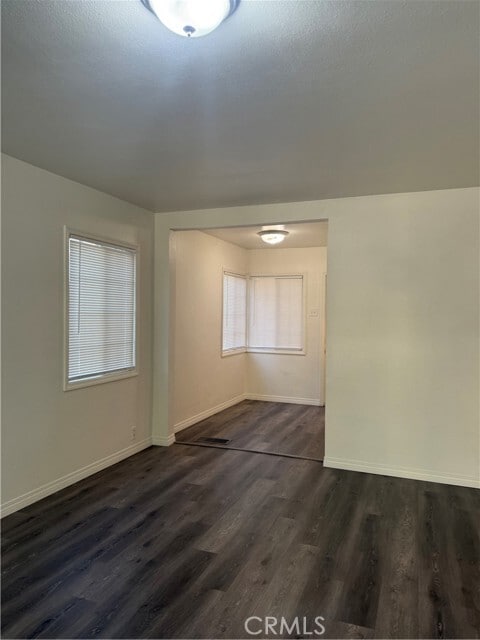 Building Photo - 11286 San Mateo Dr