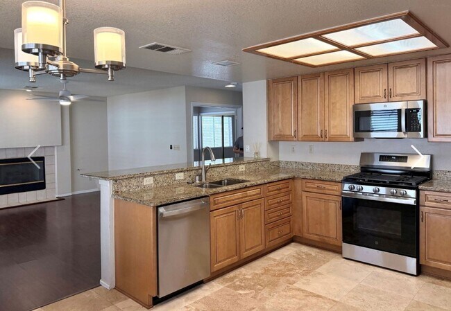 Building Photo - FABULOUSLY CLEAN AND CHARMING HOME IN THE LAKES COMMUNITY OF SOUTHWEST LAS VEGAS