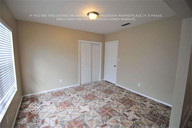 Building Photo - 3661 SW 3rd St