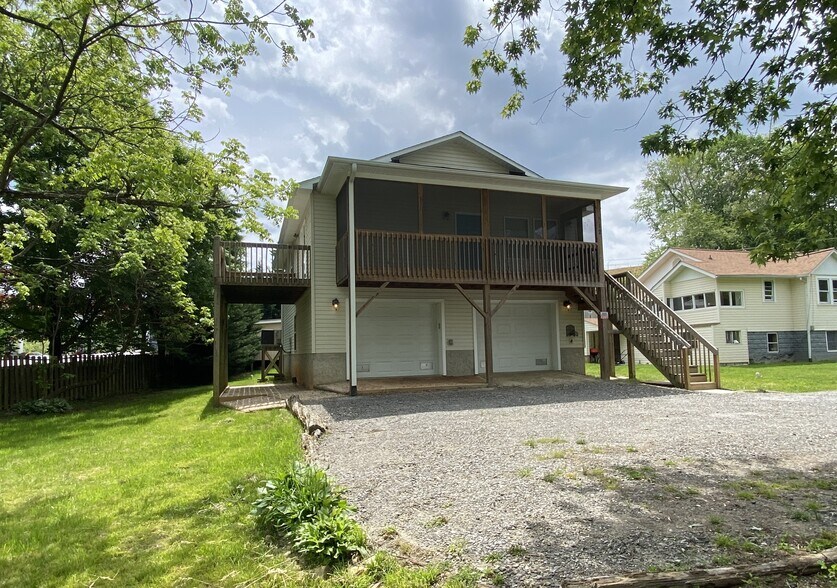 Exterior Front and Driveway - 12 Brookside Cir