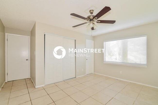 Building Photo - 3 Bedroom Pet-Friendly Home in Apopka, FL with Main Street Renewal