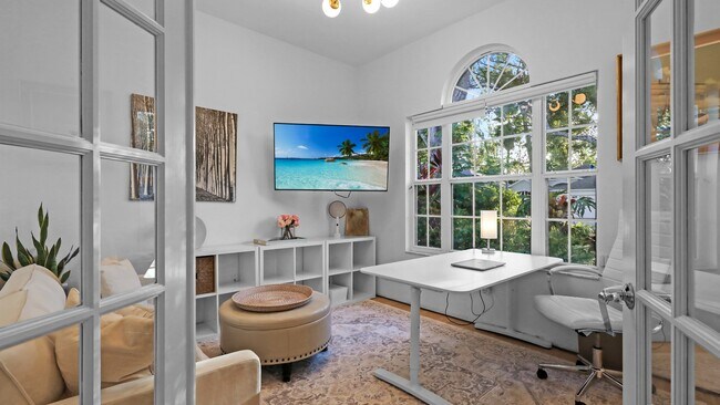 Building Photo - 72 Tall Trees Ct