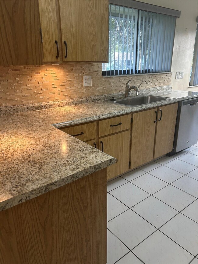 Building Photo - 9321 SW 23rd St