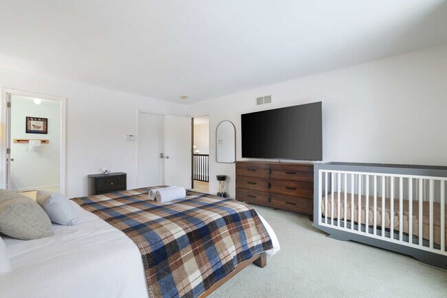 Building Photo - 153 Bull Run