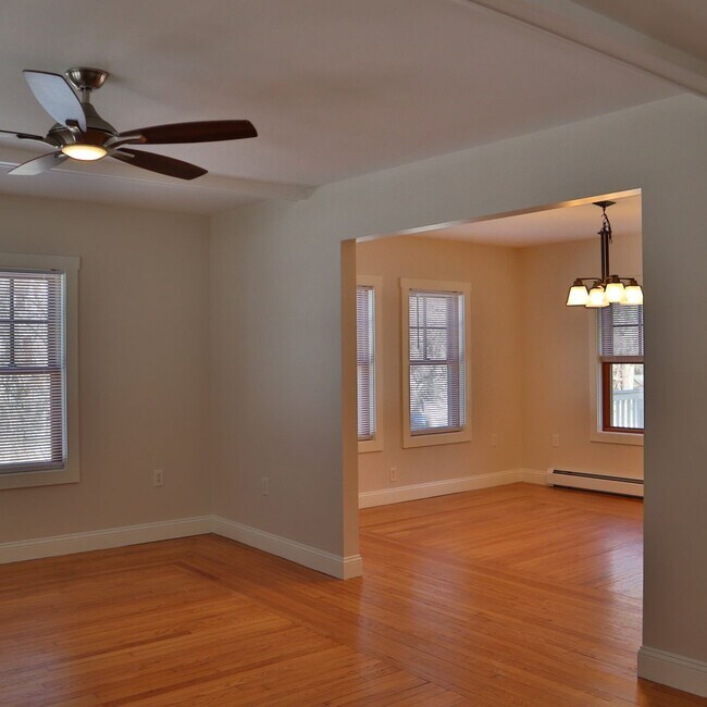 Building Photo - 192 Slater Ave