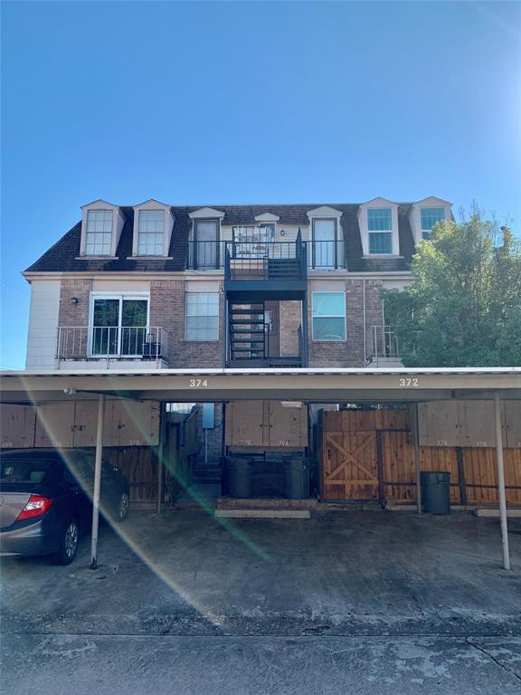 Building Photo - 374 N Post Oak Ln