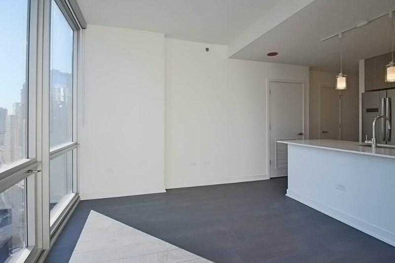 Building Photo - 485 North Park