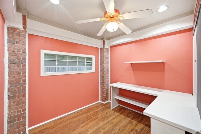 Building Photo - 6931 Hamilton Falls Ln