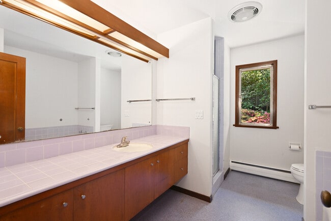 Building Photo - 9309 Fauntleroy Wy SW