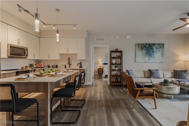 Building Photo - 9920 Portofino Vineyards Dr