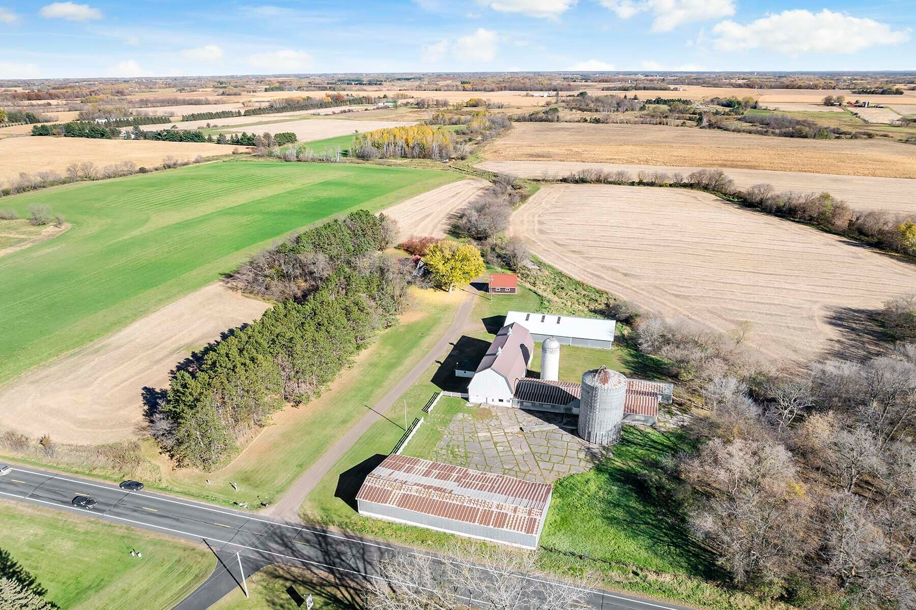 Building Photo - 52275 Rush Lake Trl