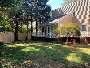 Building Photo - Gorgeous Home. APPLY NOW! Do not miss out!