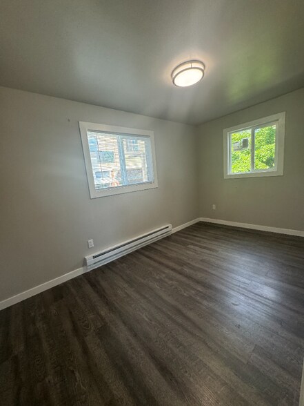 Building Photo - 5429 Delridge Way SW