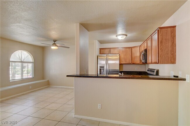 Building Photo - 9325 W Desert Inn Rd