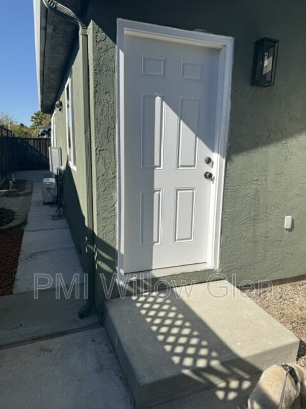 Building Photo - 267 Arbor Valley Dr