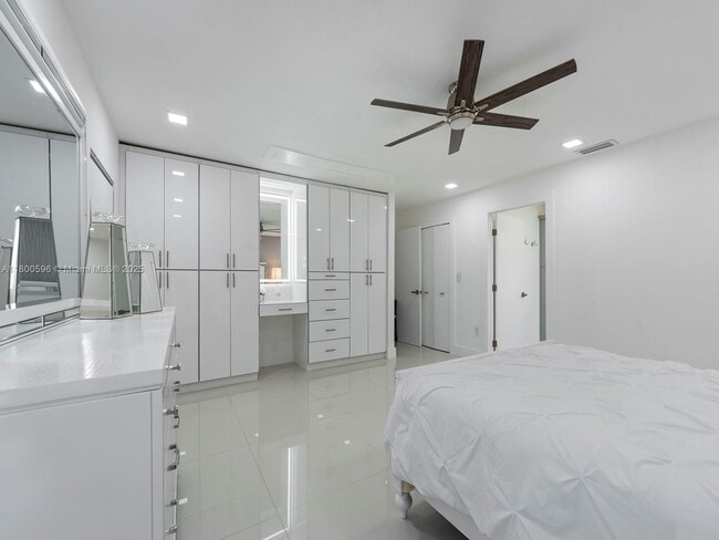 Building Photo - 17835 SW 150th Ct