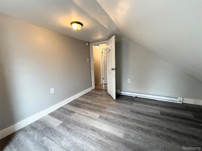 Building Photo - 20500 McKishnie St