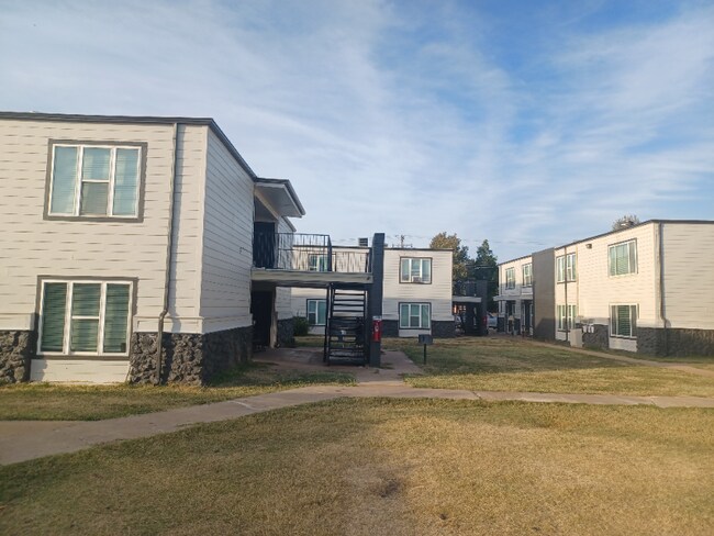 Building Photo - 55 N Ranchwood Blvd