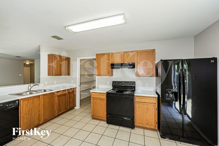 Building Photo - 1560 Sax Leigh Dr