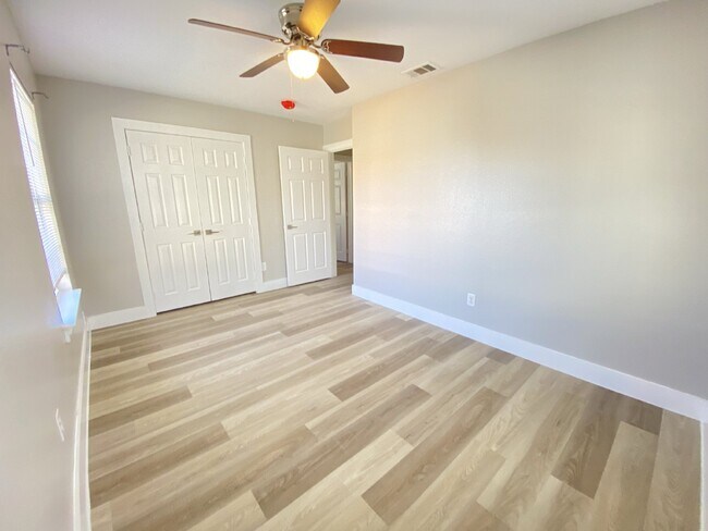 Building Photo - Charming 4-bedroom, 2-bathroom home in Fort Worth, TX!