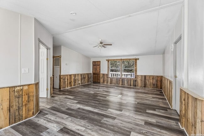 Building Photo - 1238 Qappuella Dr