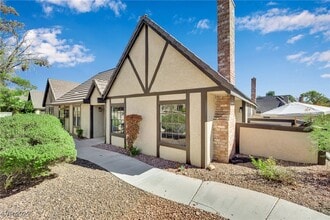 Building Photo - 3959 Salisbury Pl