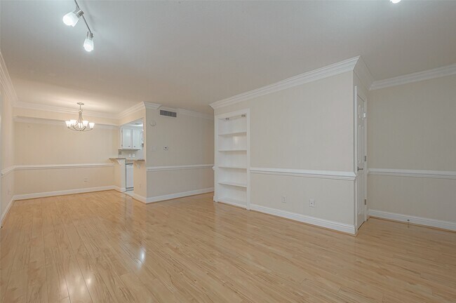 Building Photo - 2350 Bering Dr