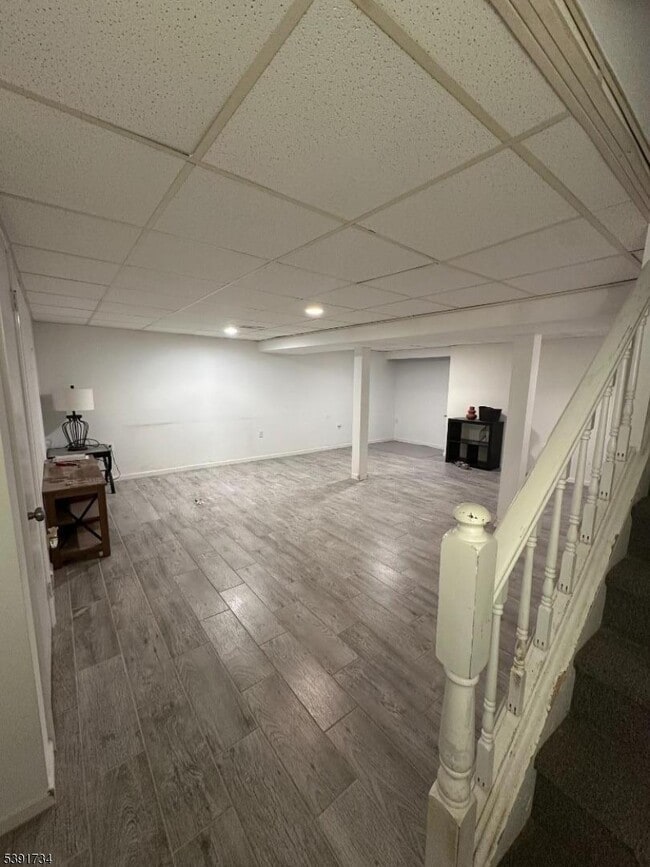 Building Photo - 608 Robin Rd