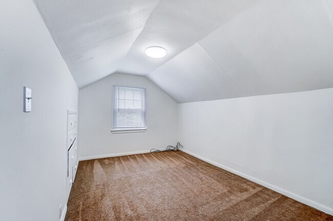 Building Photo - 1132 Brookley Blvd