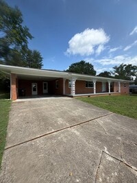 Building Photo - 942 Margaret Dr