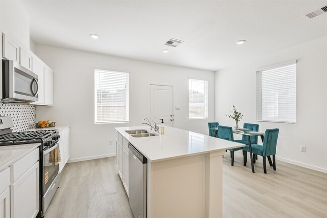 Building Photo - 819 Sweet Jubilee Ln