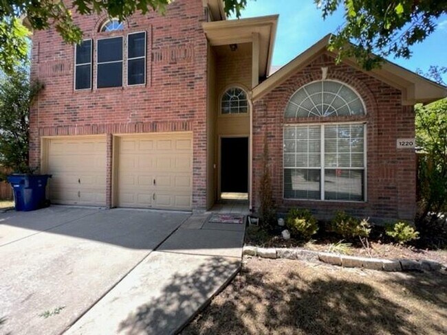 Primary Photo - 4 bedroom, 2.5 bath home for lease!