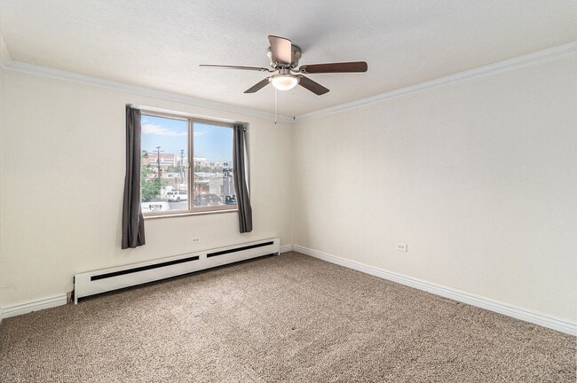 Building Photo - 2 Bedroom 1 Bath in the Heart of West Wash...