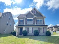 Building Photo - 15 Red Coat Dr