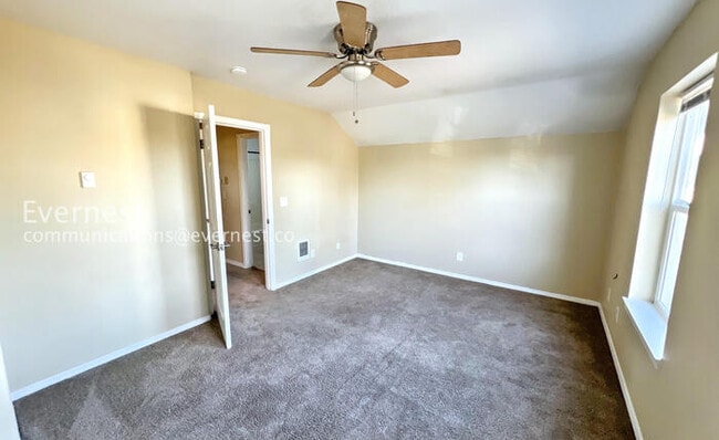 Building Photo - 6147 NE 9th Ave