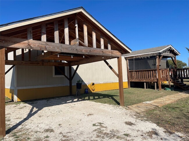 Building Photo - 3830 N Florence Rd