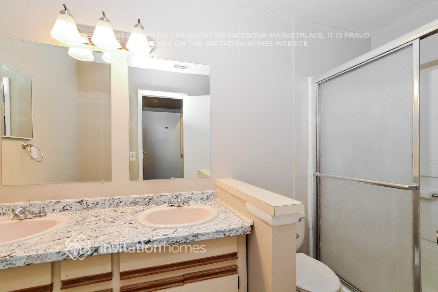 Building Photo - 1233 Ashworth Dr