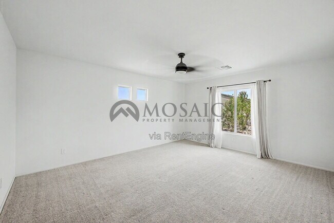 Building Photo - 1304 W Inca Dr