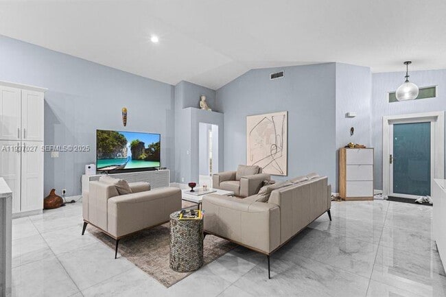 Building Photo - 6952 NW 27th Ct