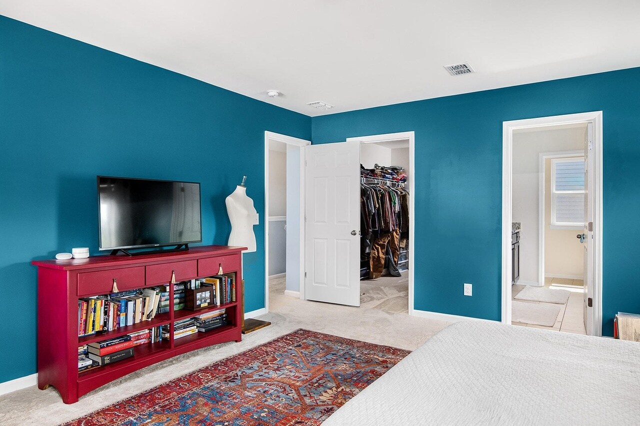 Building Photo - 422 Northern Red Oak Dr